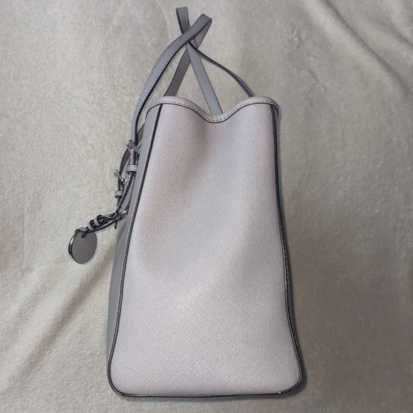 Pearl Gray Michael Kors Jet Set Travel Tote - Picture 2 of 7